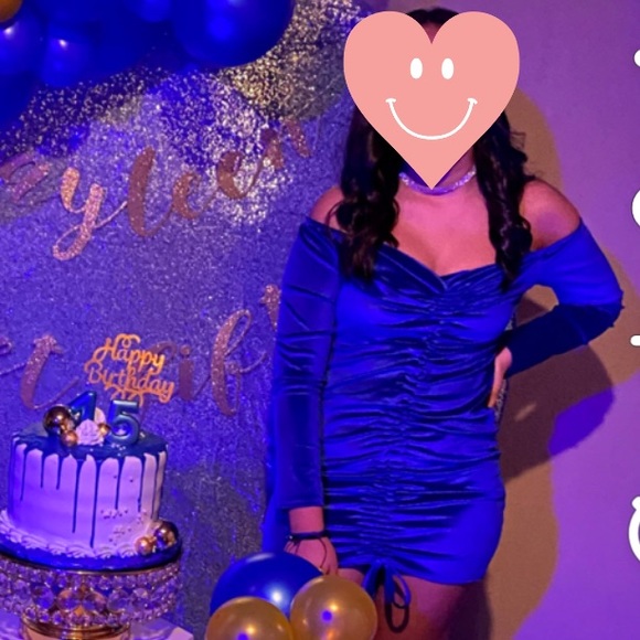 PRETTY LITTLE THING blue velvet Bardot long sleeve ruched bodycon dress - Picture 4 of 5